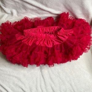 𝅺adorable red girls double‎ layer tutu. Excellent condition.
